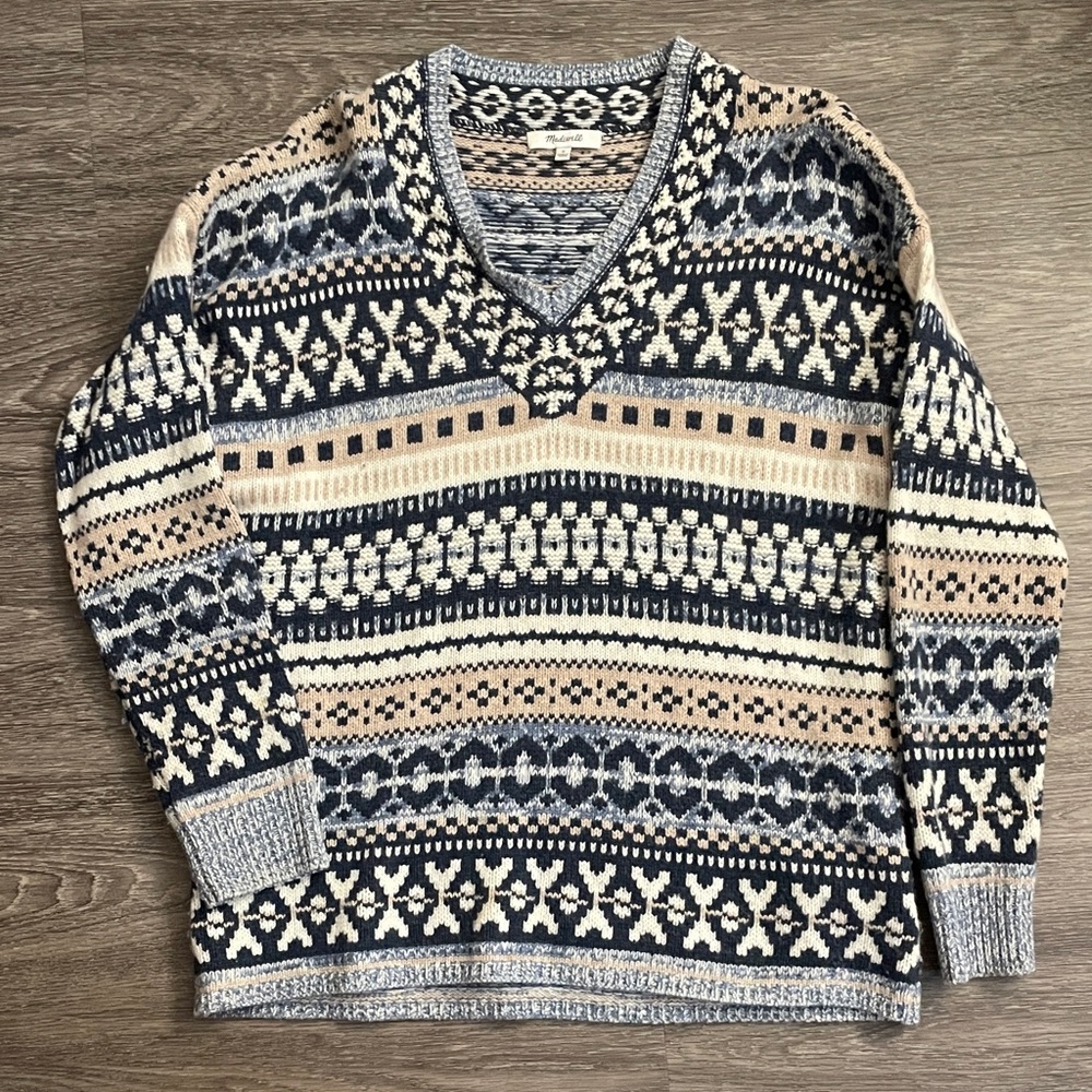 Madewell V-Neck Sweater - Cream and Navy Pattern